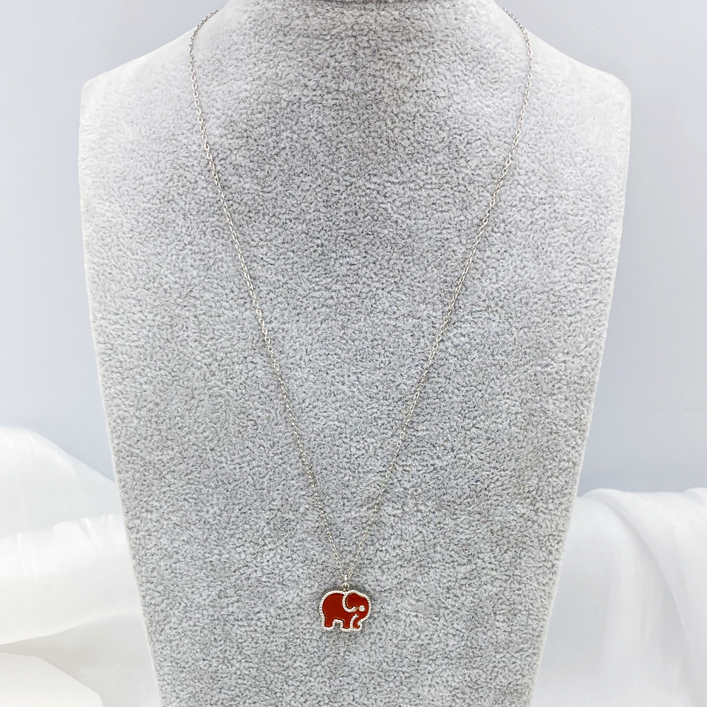 7:Silver + burgundy shell