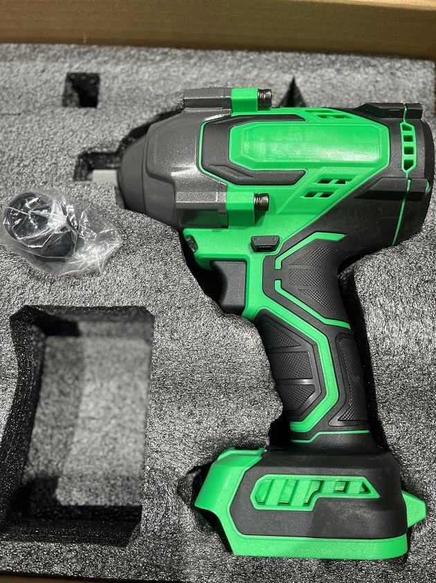 Impact Wrench with 2 batteries and 1 charger