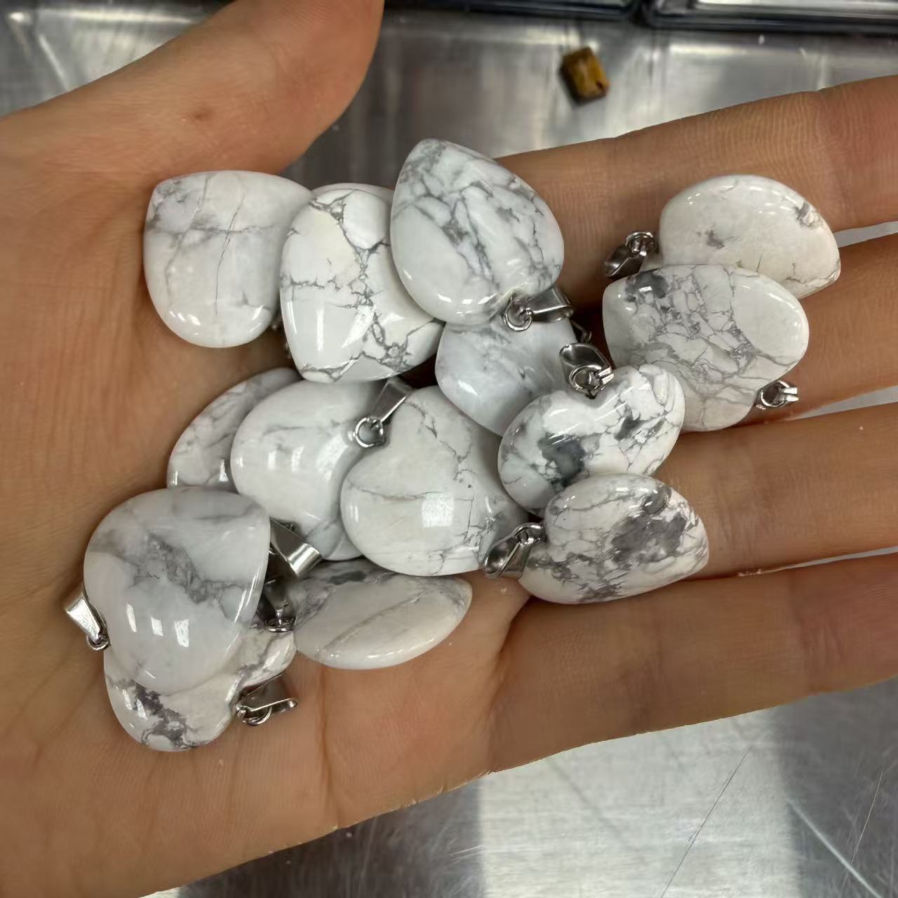 20:White Turquoise