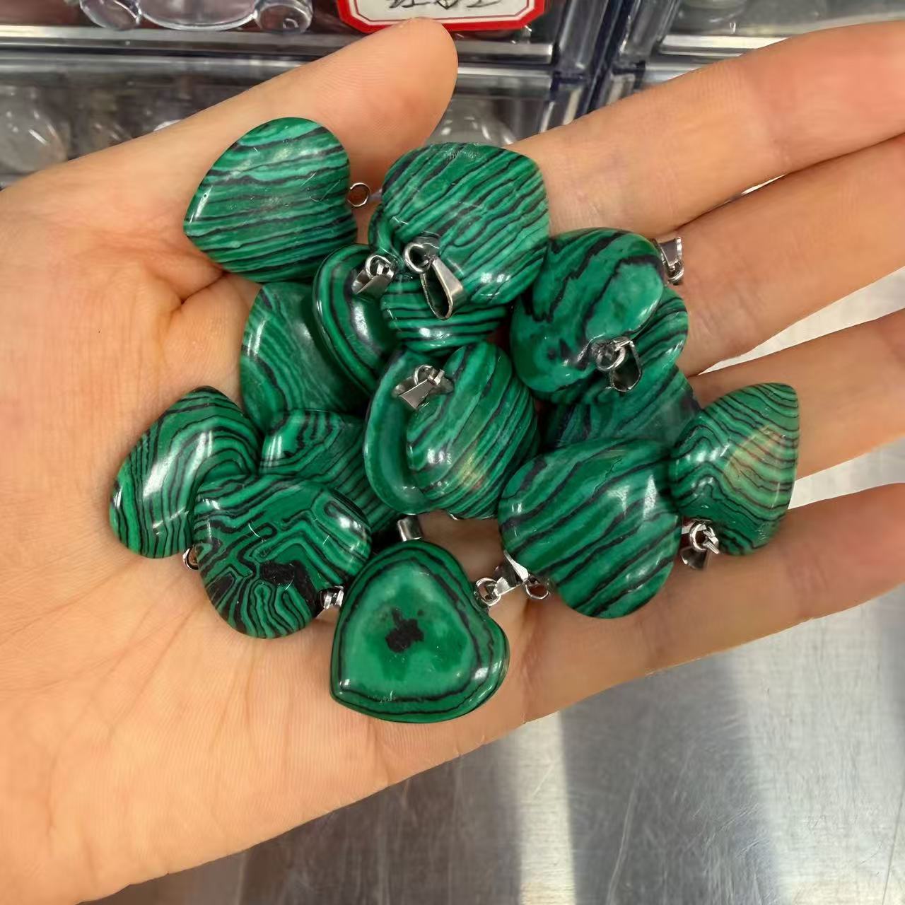 24:Malachite