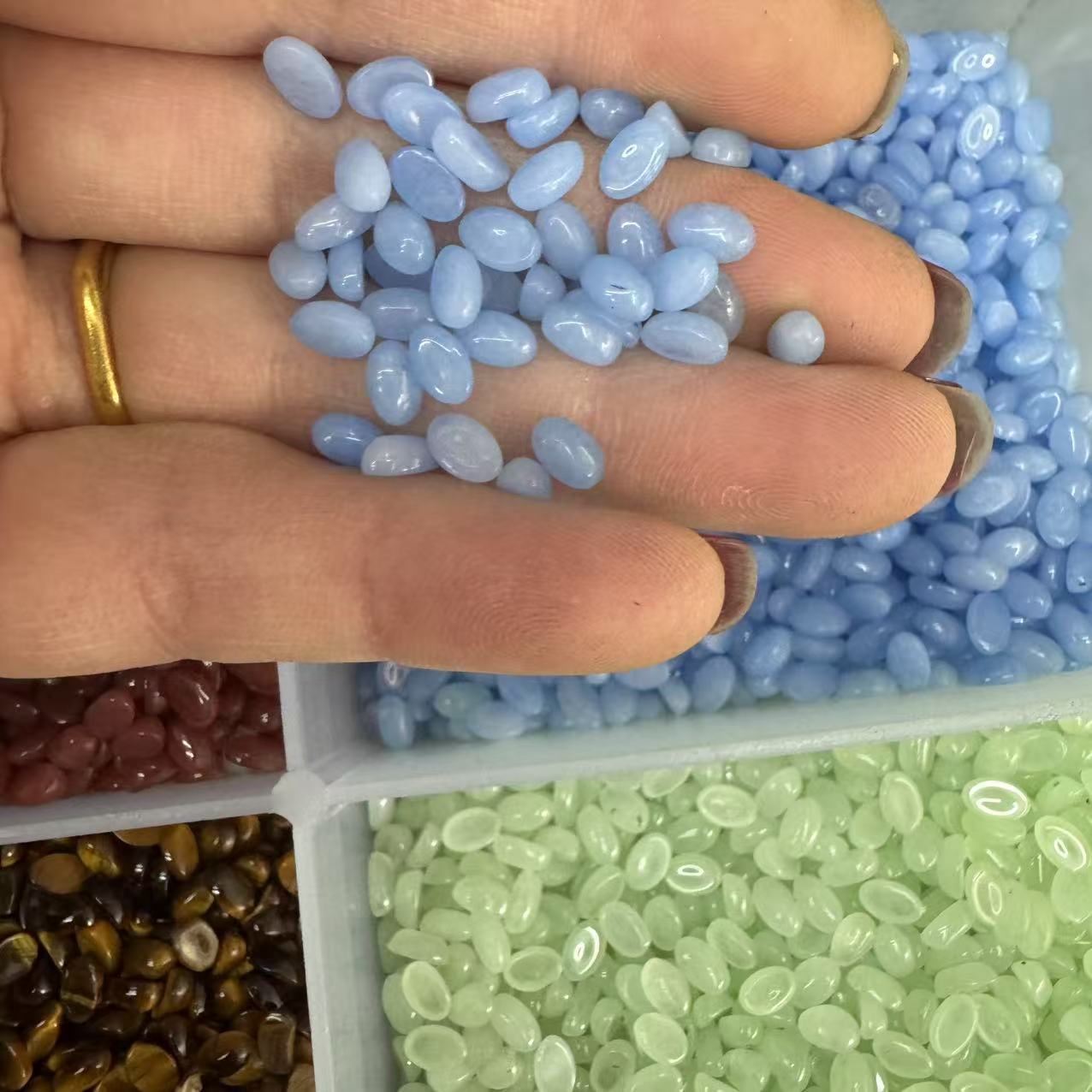 11:Light blue 4*6mm