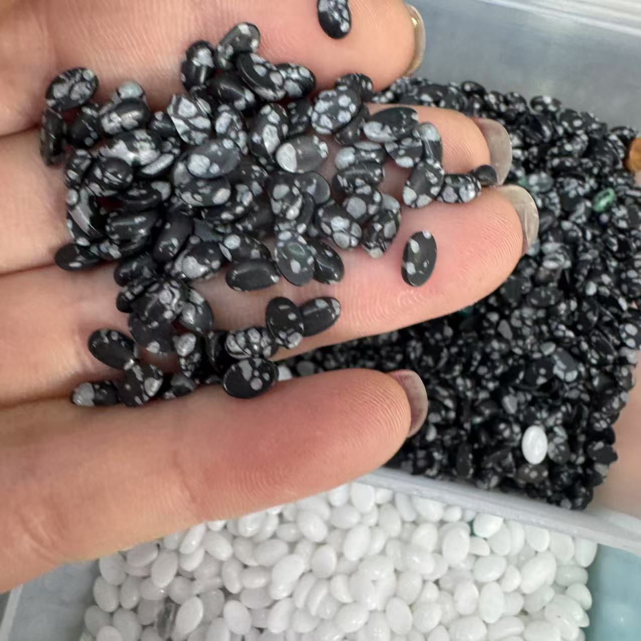 34:Snowflake 4*6mm