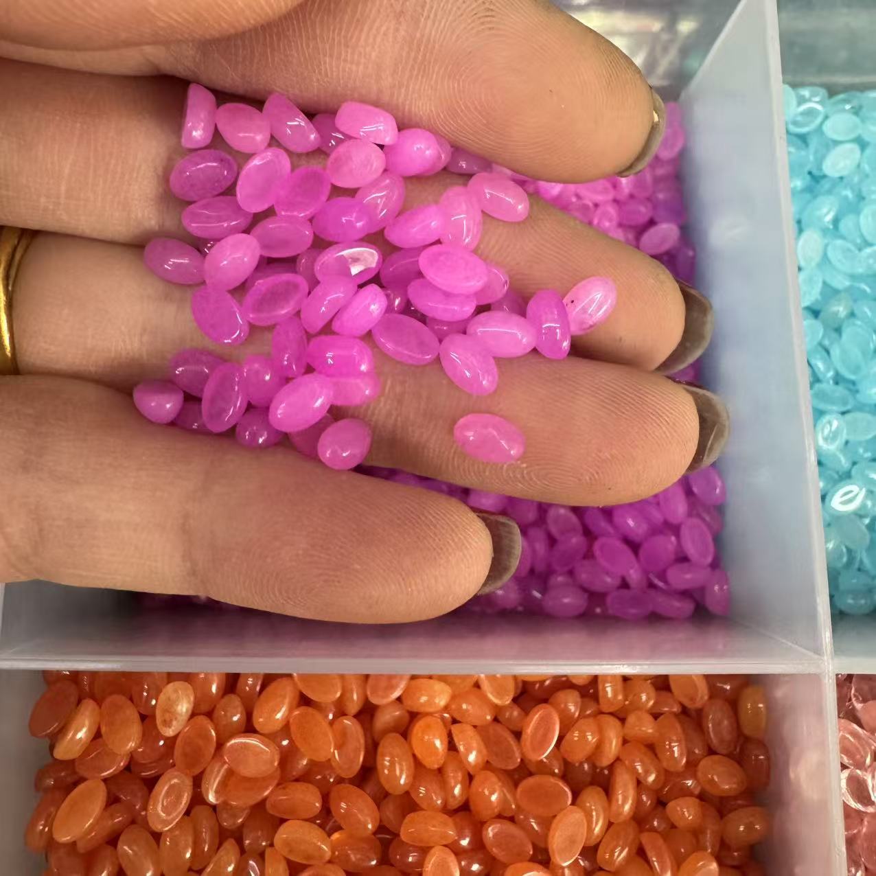 43:Optimized purple jade 4*6mm