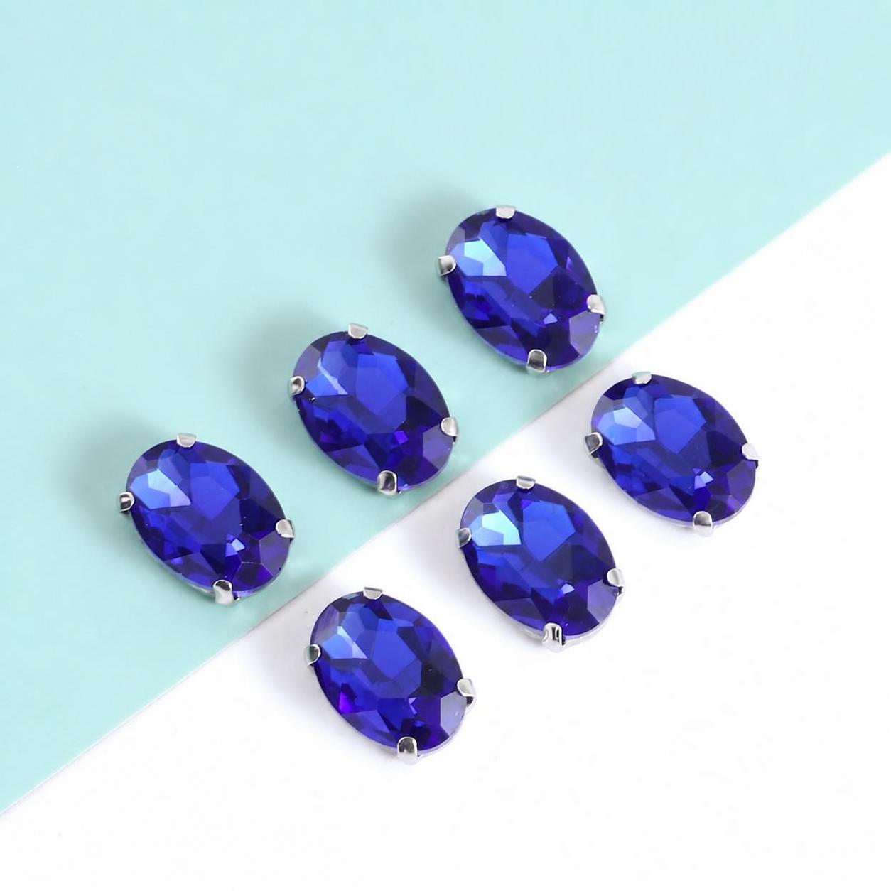 15:Medium blue