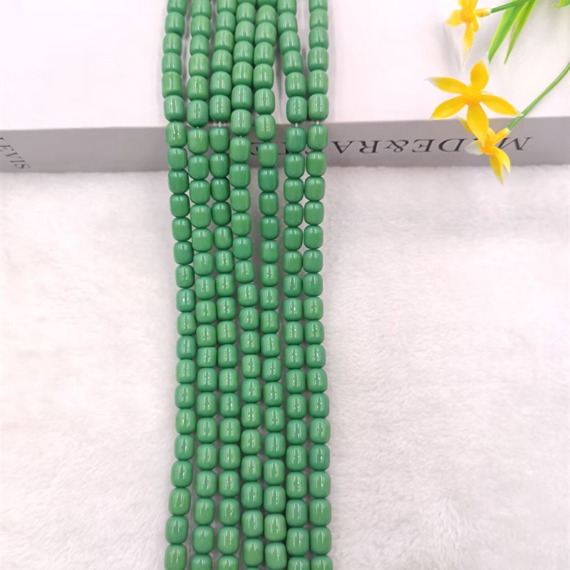 Grass green porcelain 40pcs/strand