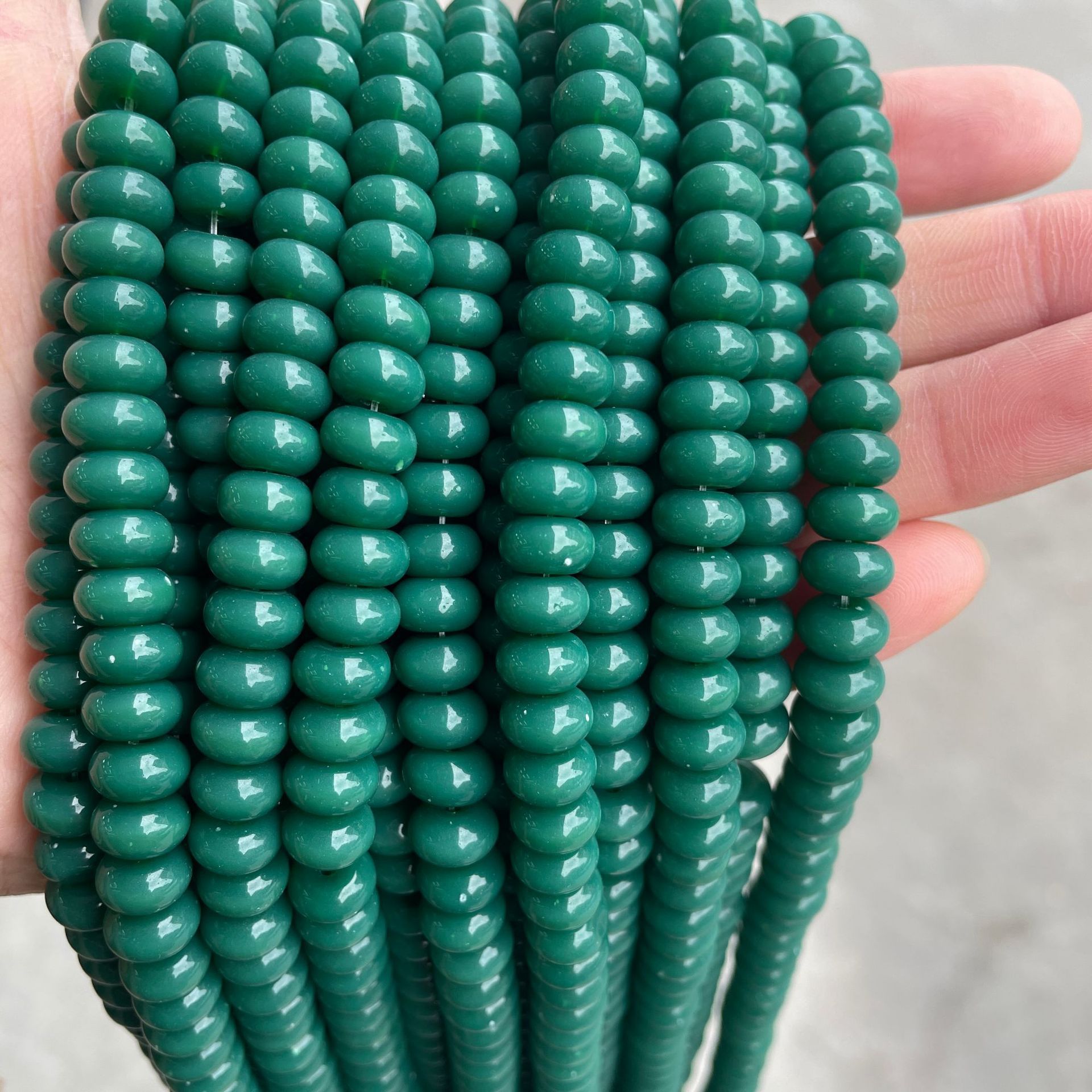 Dark green porcelain 79pcs/strand