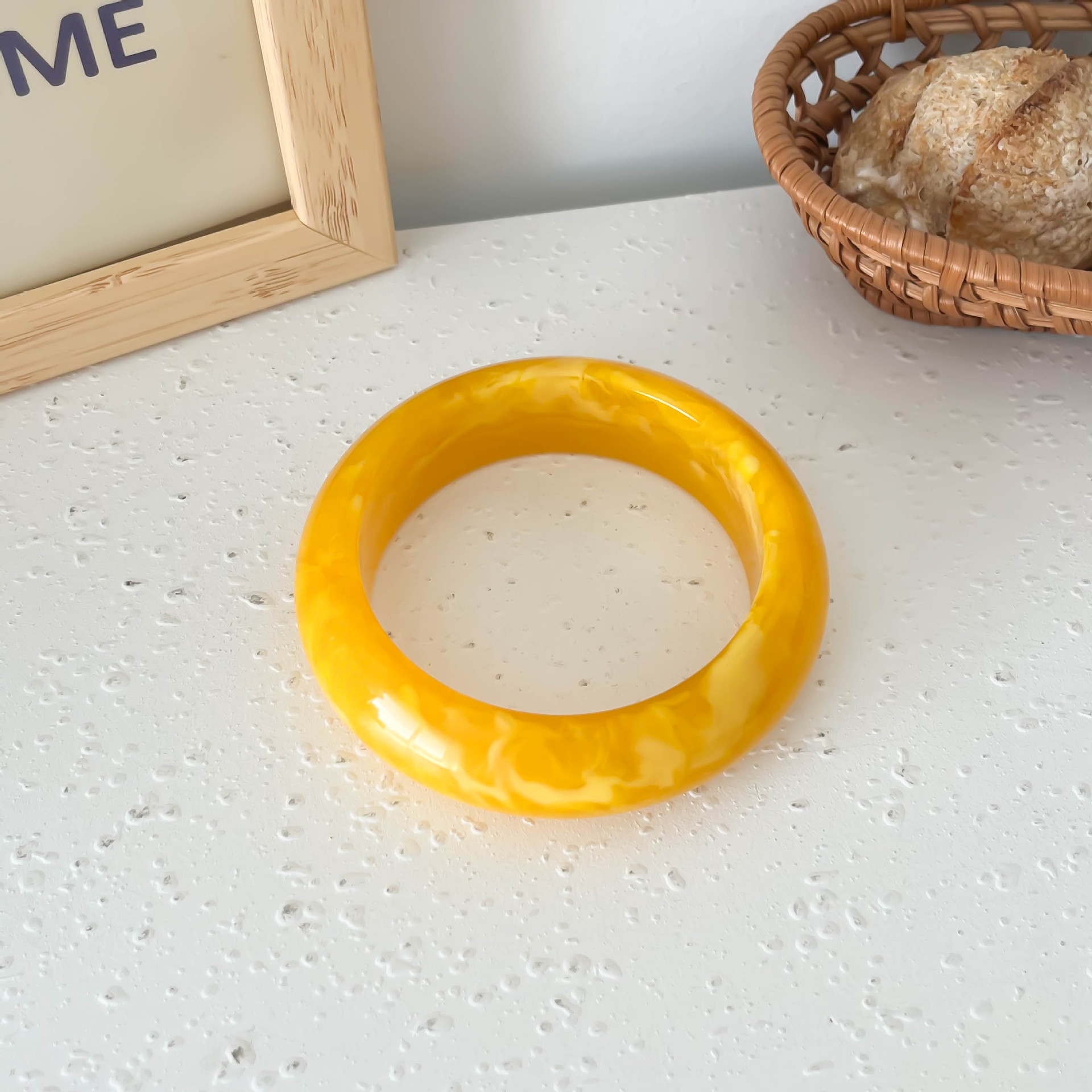 6:Yellow