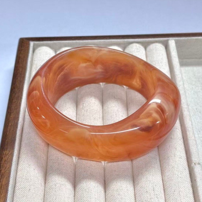 4:Light orange