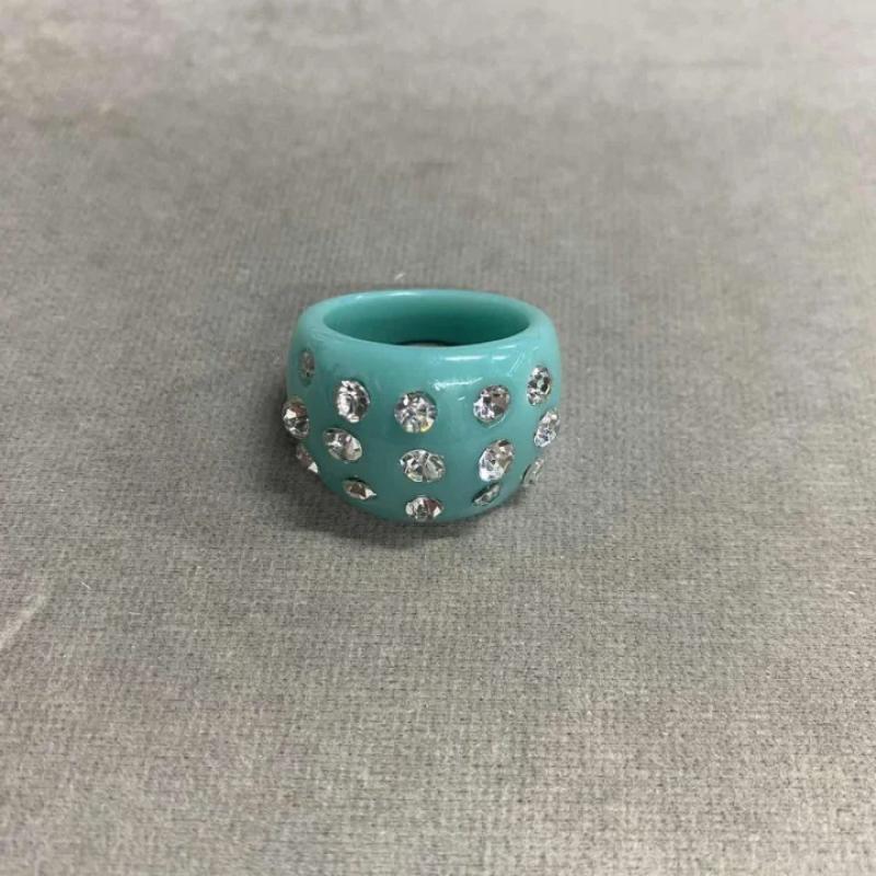 Ring-cyan