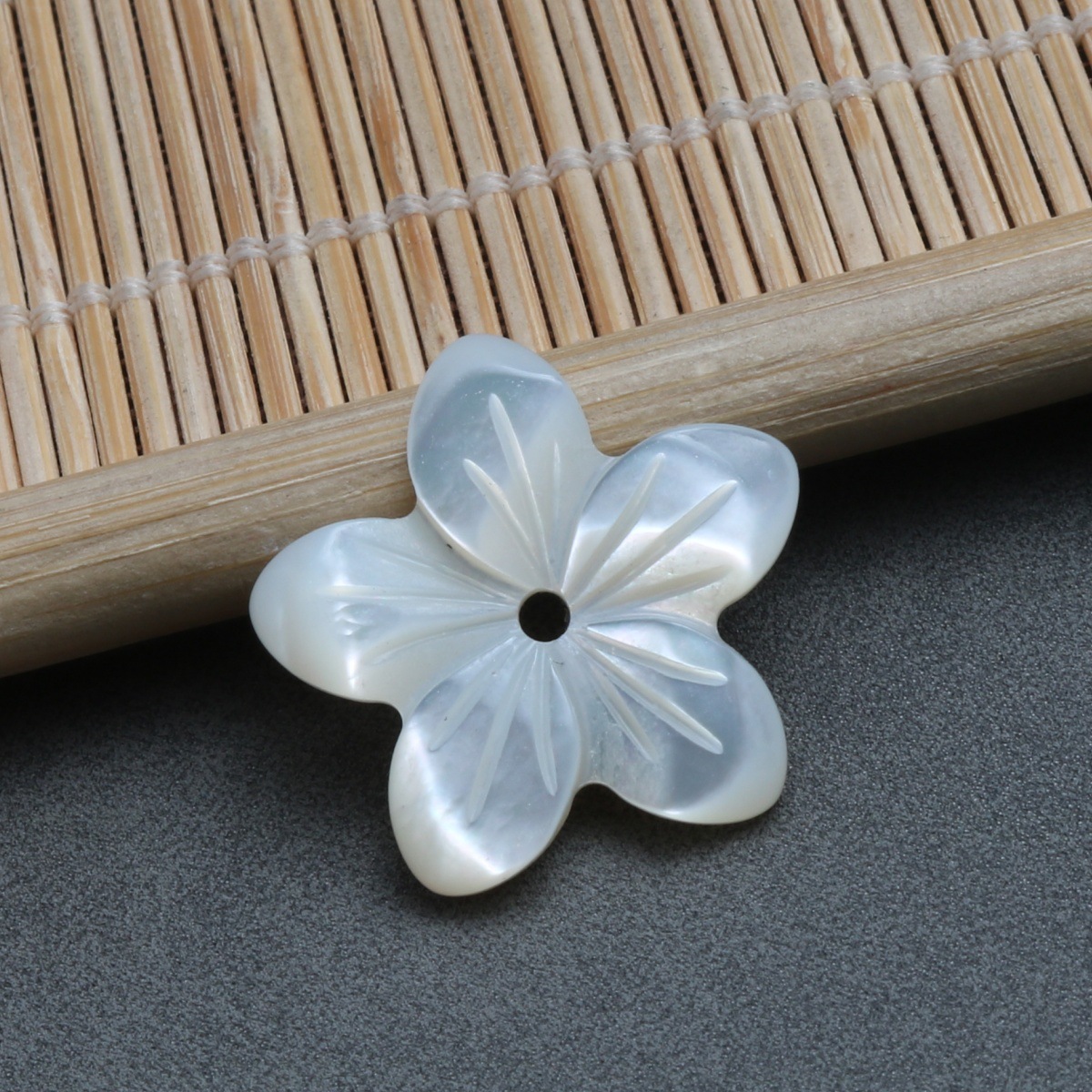 Transparent 2.7*18.5mm