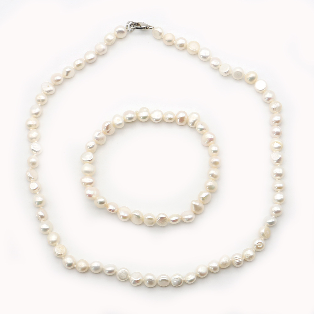 041 6-7mm necklace 42cm; bracelet 18cm