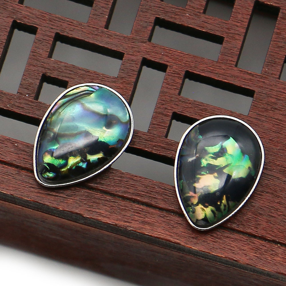 Black butterfly shell 10x14mm, 2g