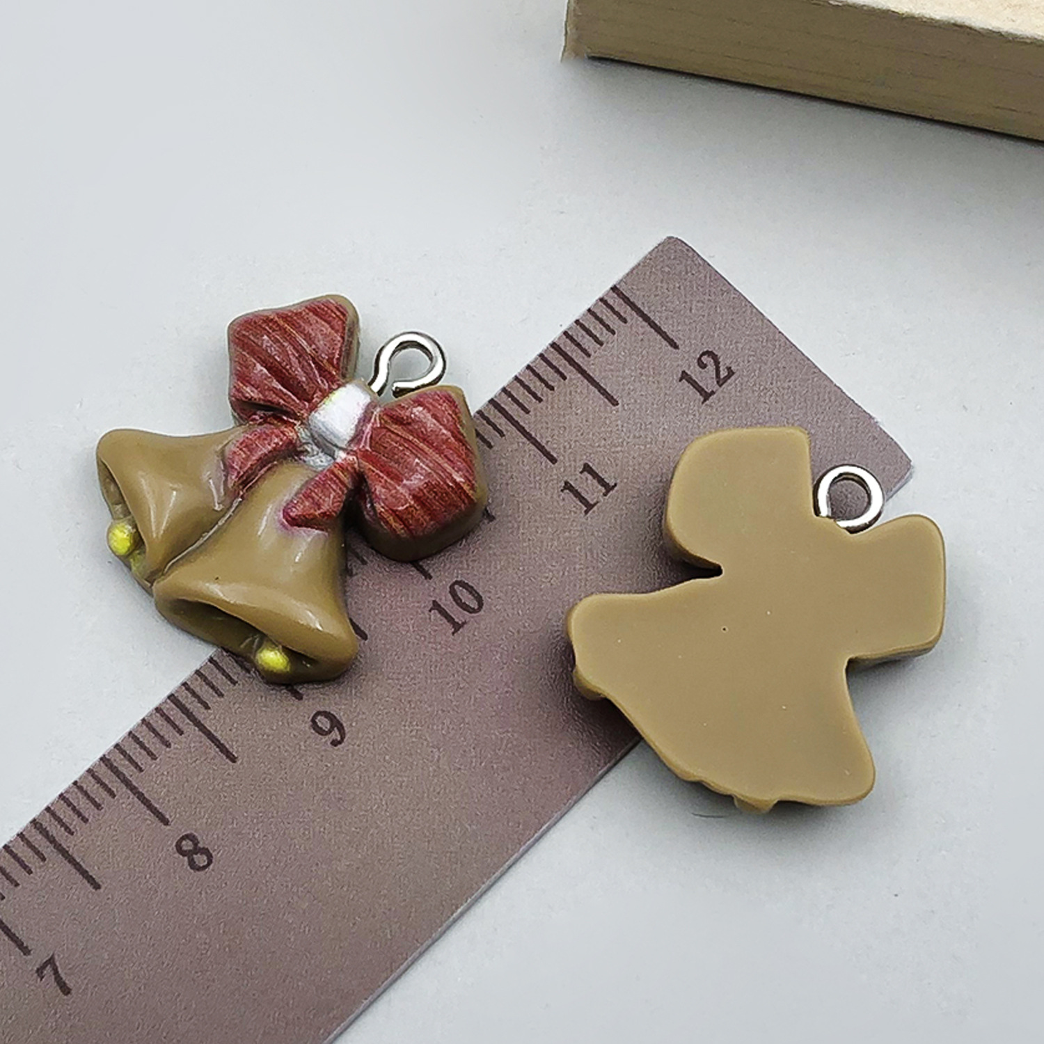 1 coffee brown resin christmas bell 20x21mm-1.3g-2