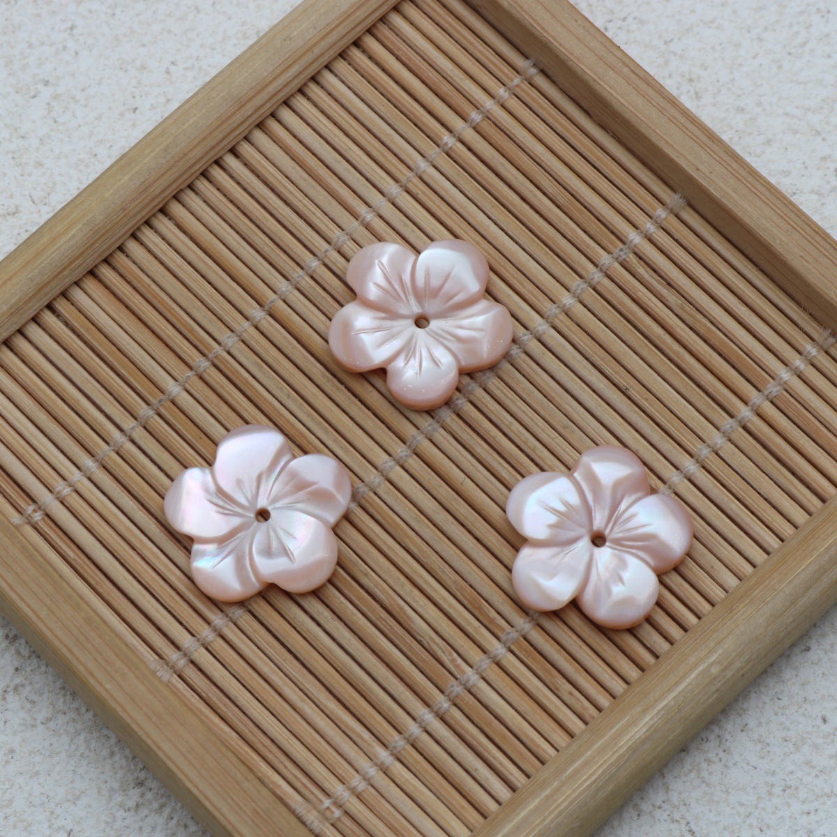 Pink shell flower (15mm)