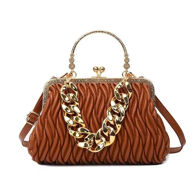 Chain brown