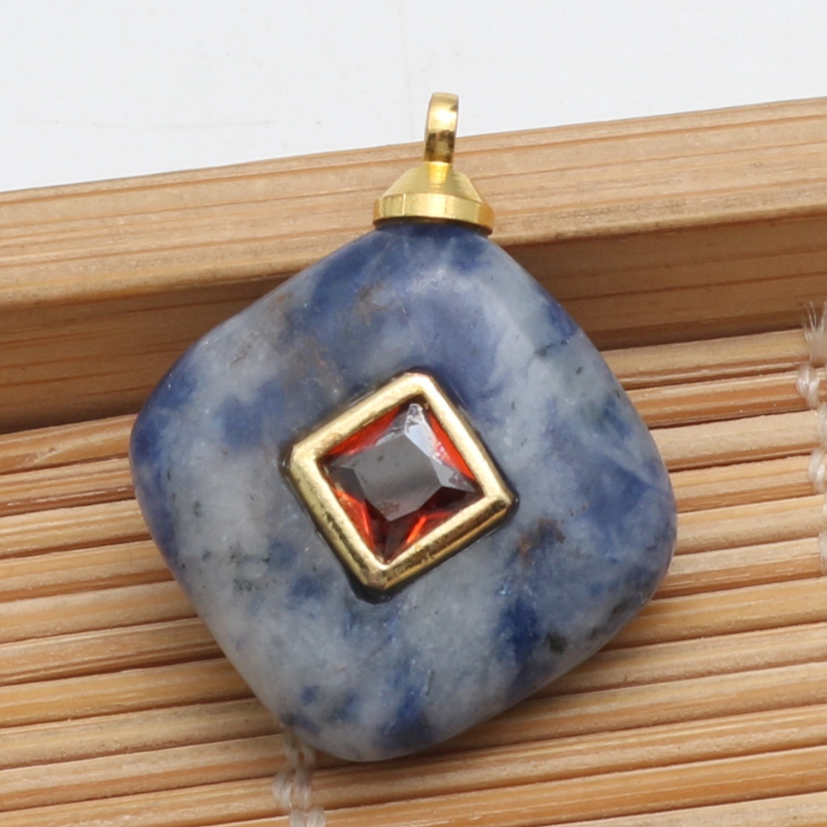 Blue Spot 14x14x6.7mm
