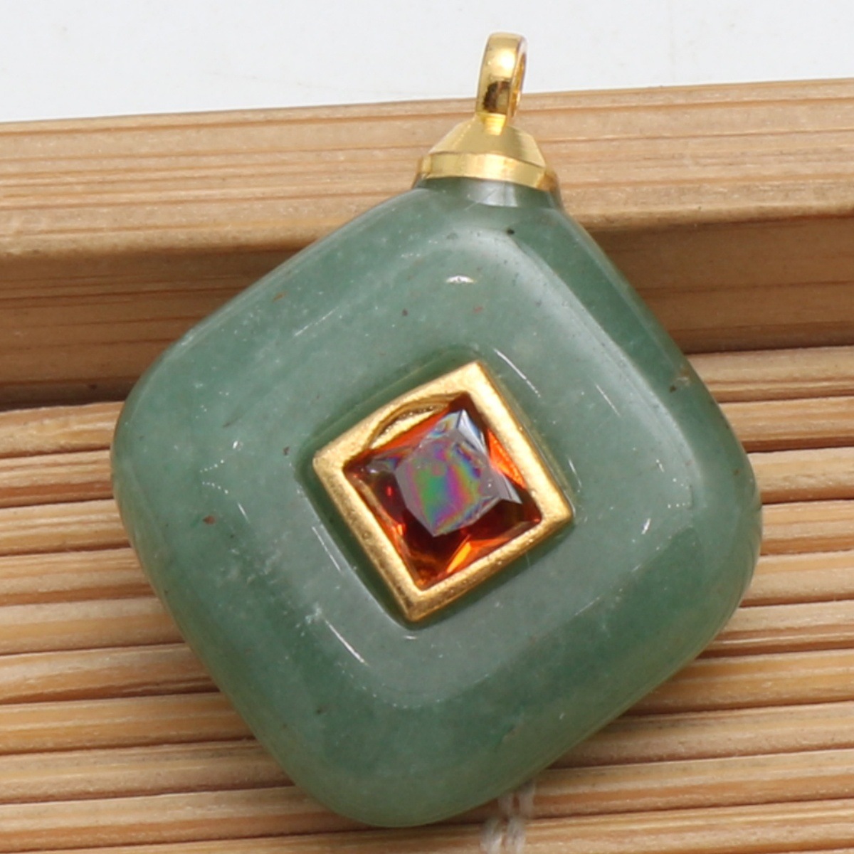 Green Aventurine 14x14x6.7mm