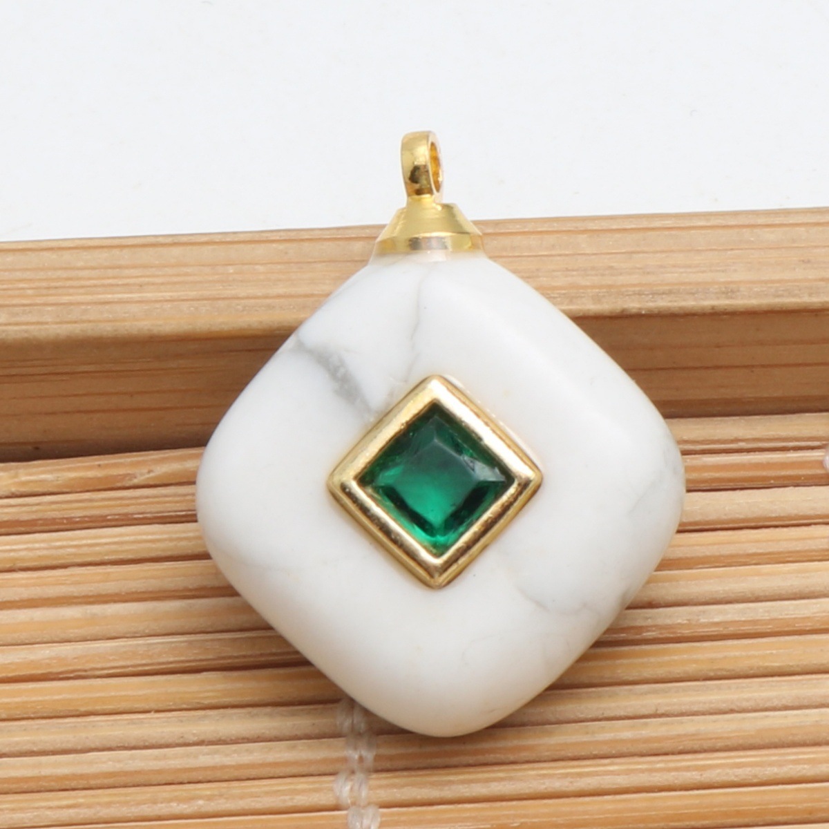 White Turquoise 14x14x6.7mm