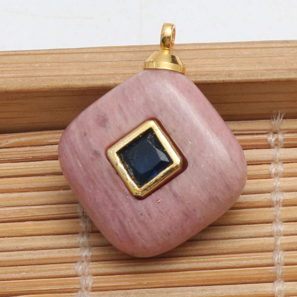 8:Holzmaserung