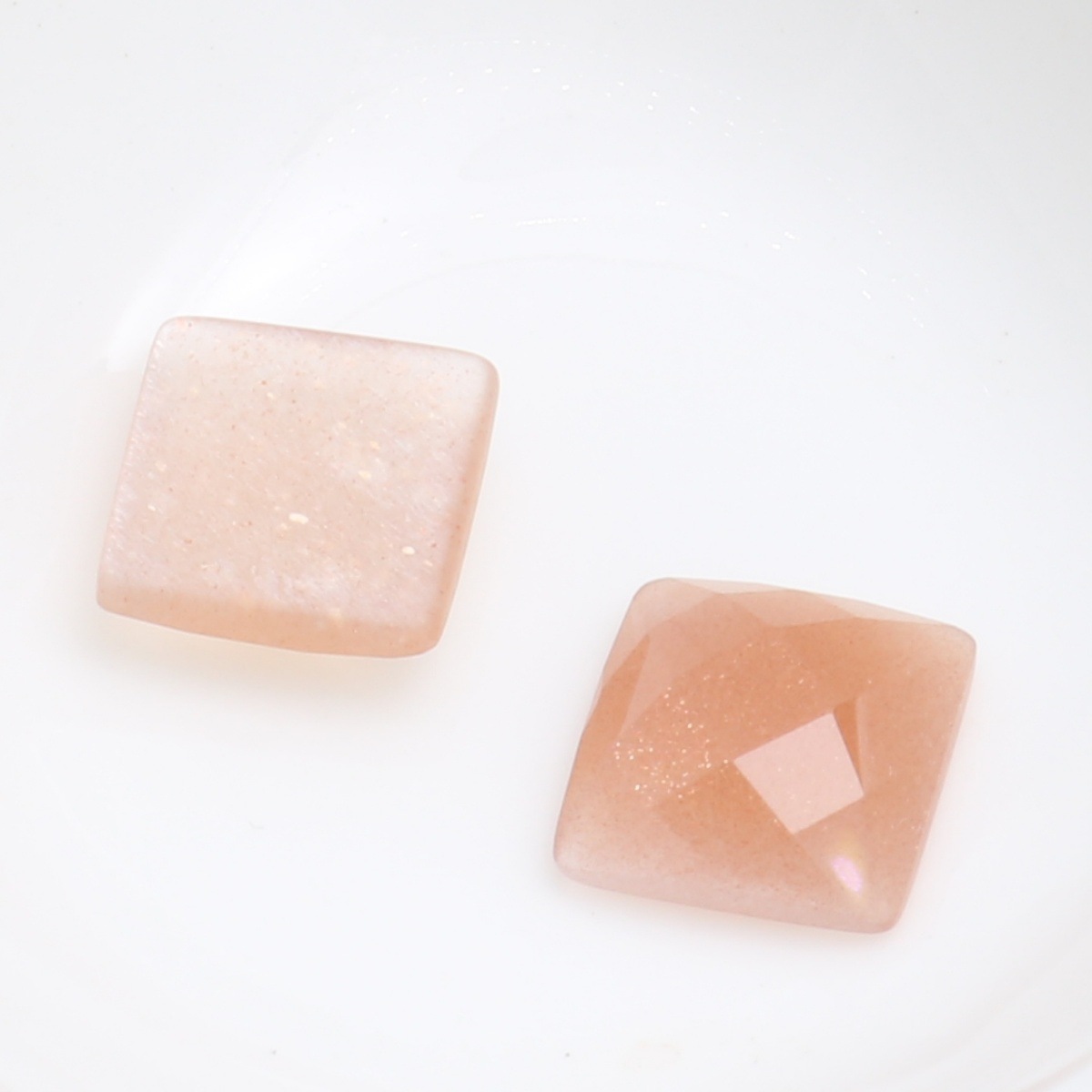 Sunstone 10x10x3.6mm