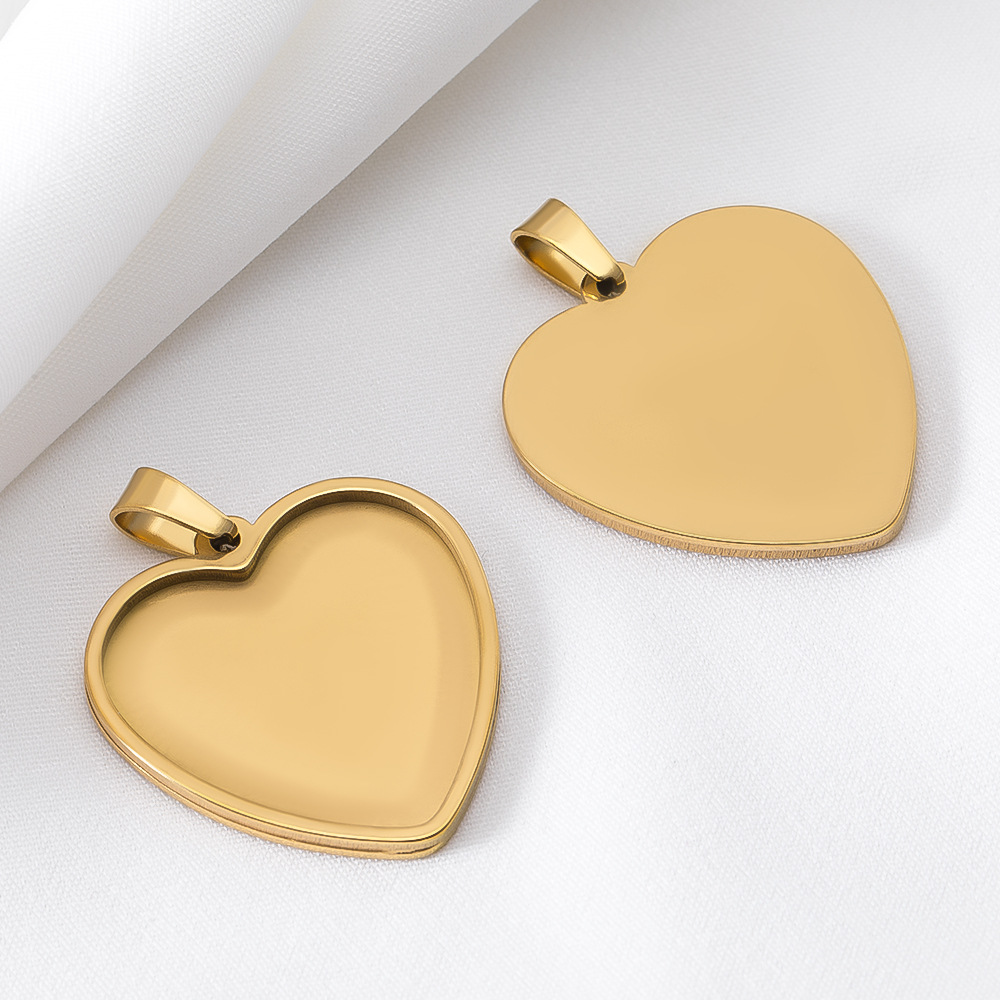 Golden heart shape-25x22mm 5pcs