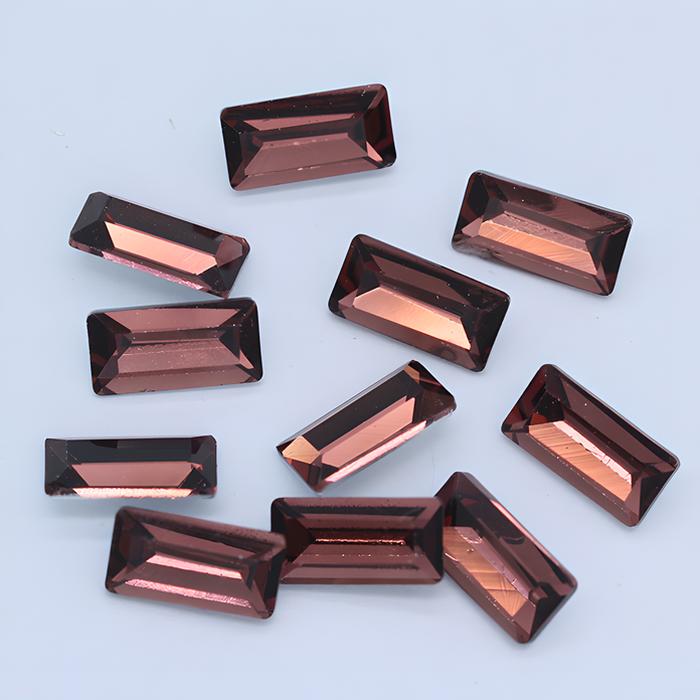 Medium purple (natural color) trapezoid diamond 2*