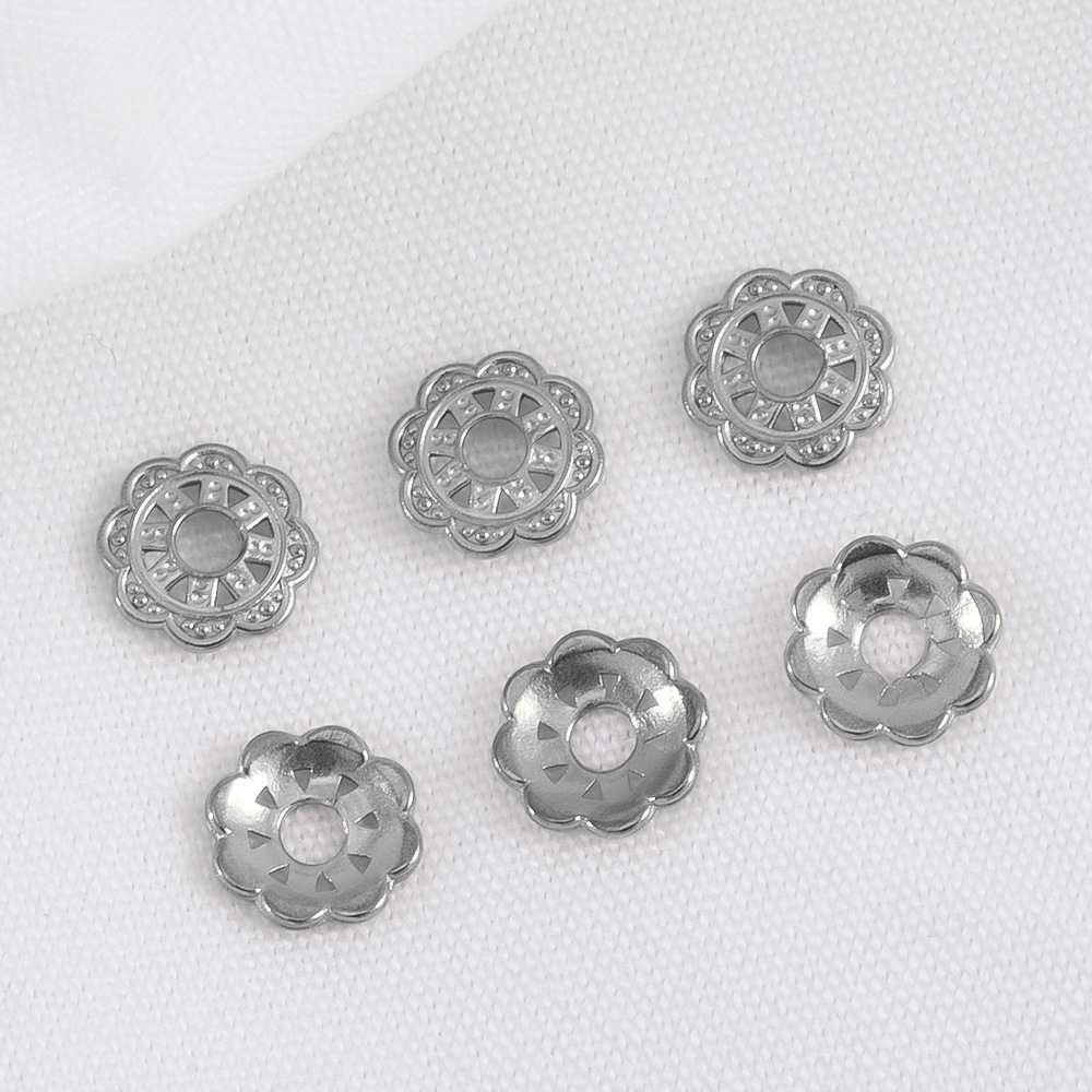 Steel color plum petals-6mm 20pcs