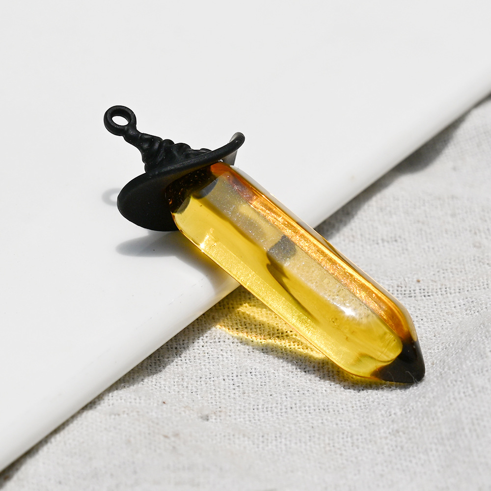 12:Synthetic citrine