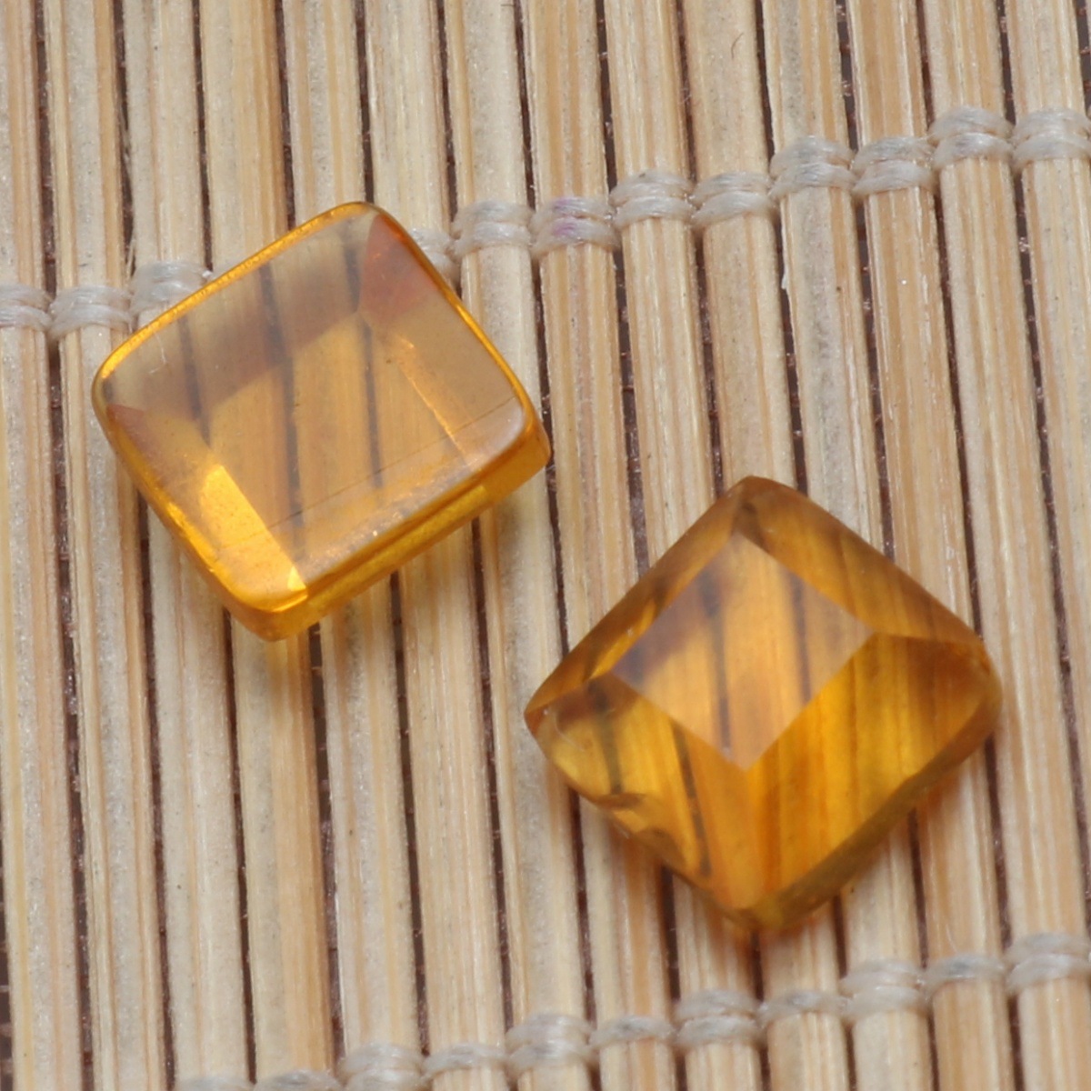 orange 7x7x2.8mm