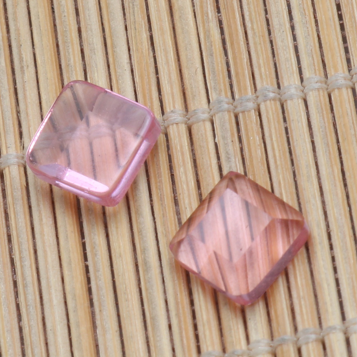 pink 7x7x2.8mm
