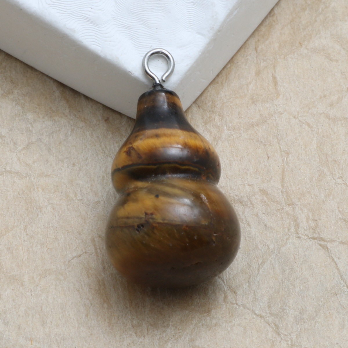 tiger eye 20*13*10mm