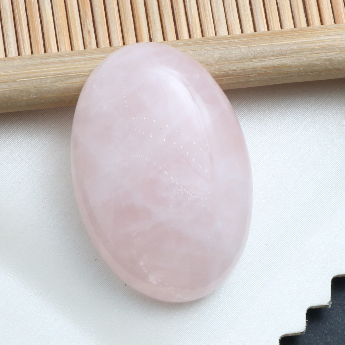 Rose Quartz 30*20*8mm
