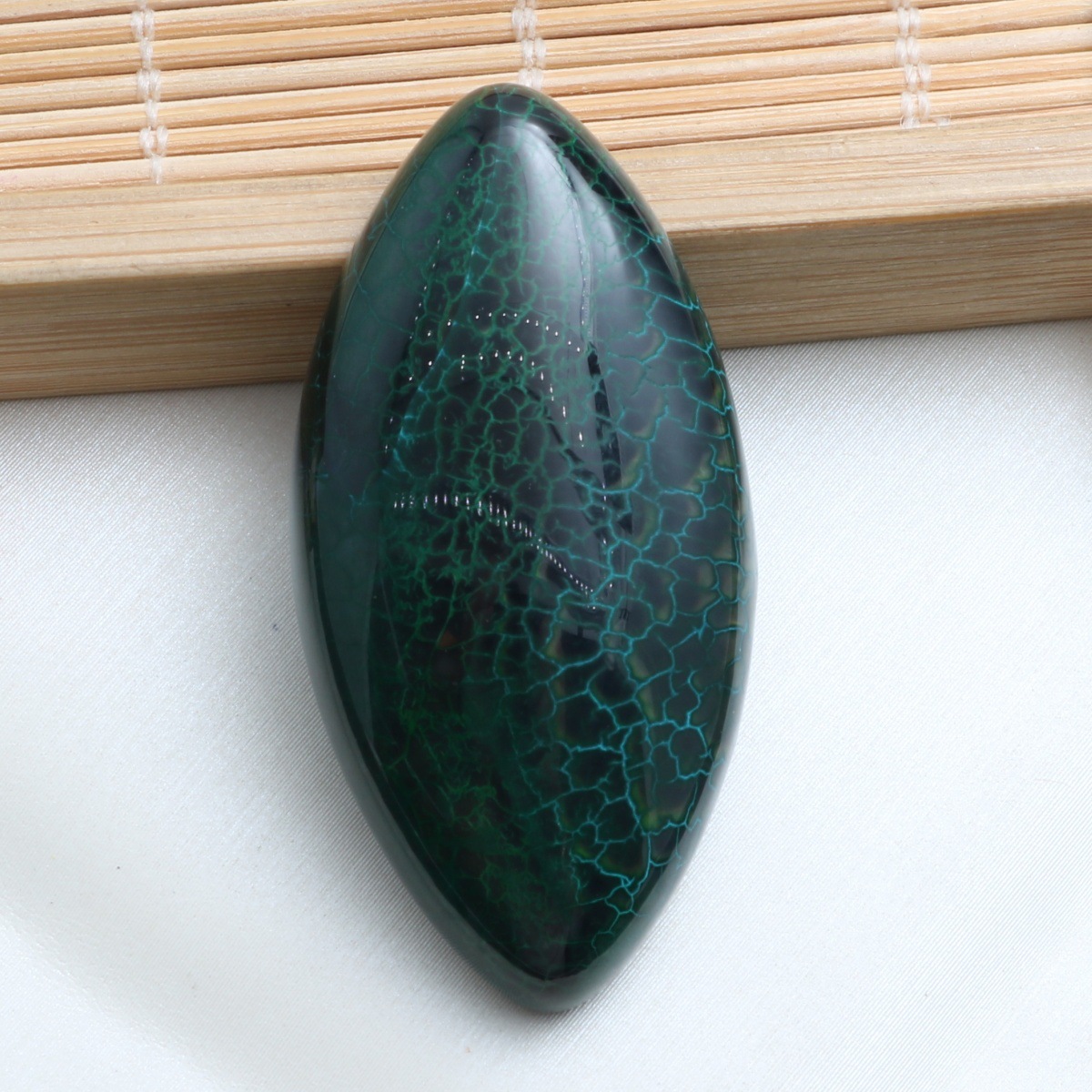 dark green 40*20*7mm