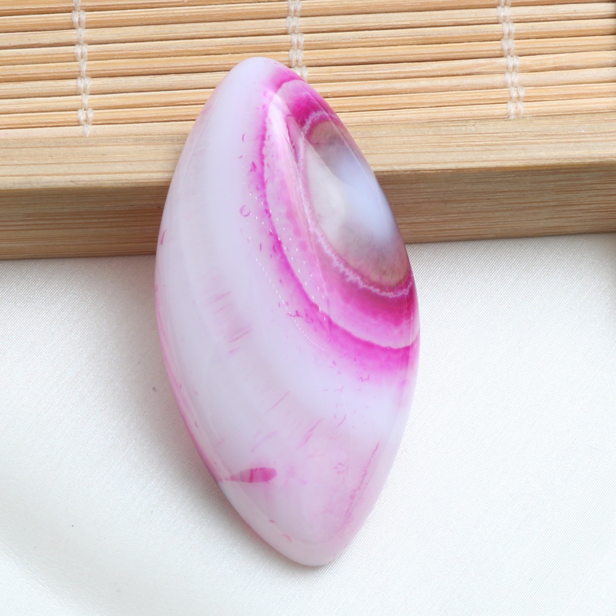 Rose 40*20*7mm