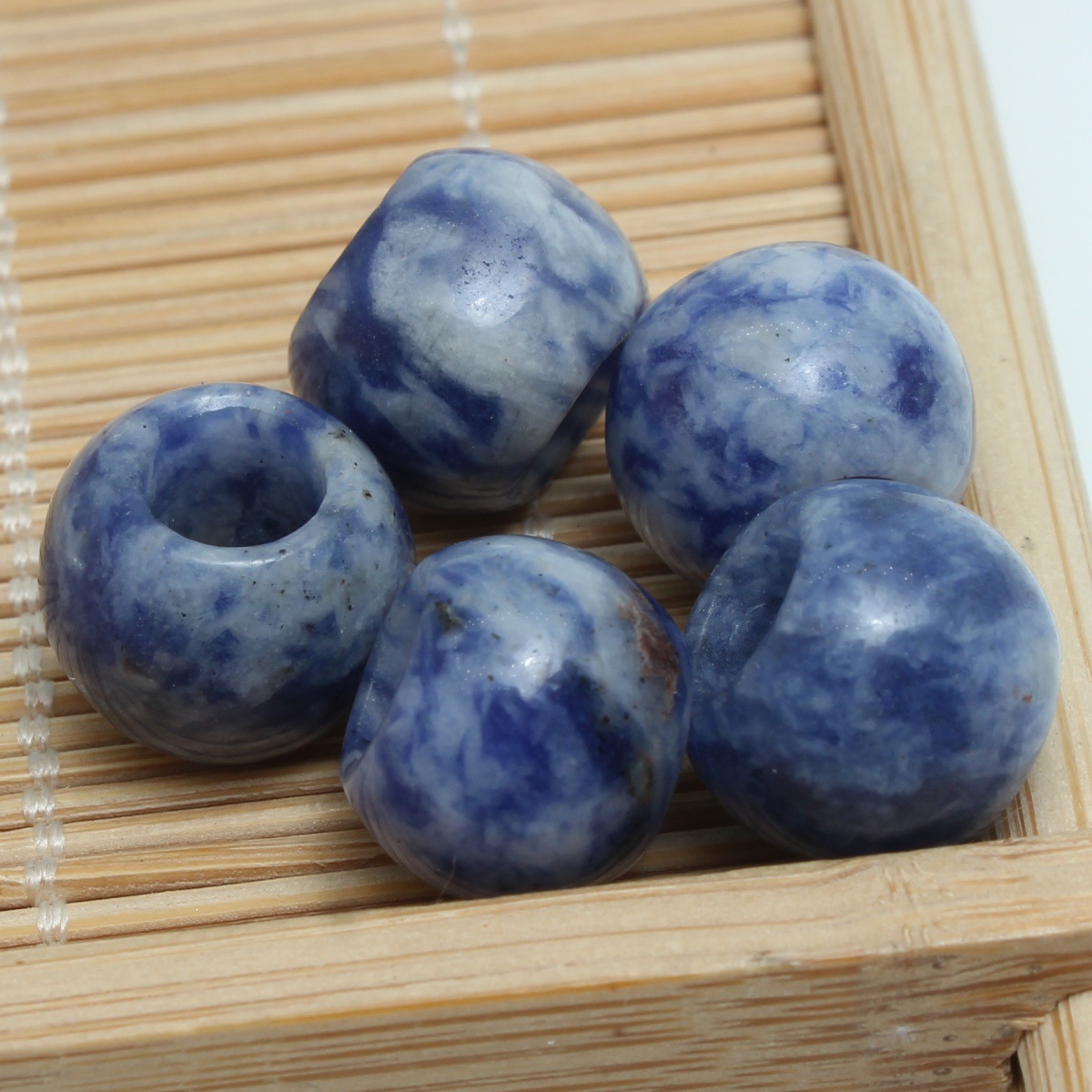 Blue dot 10mm (inner diameter 4mm)