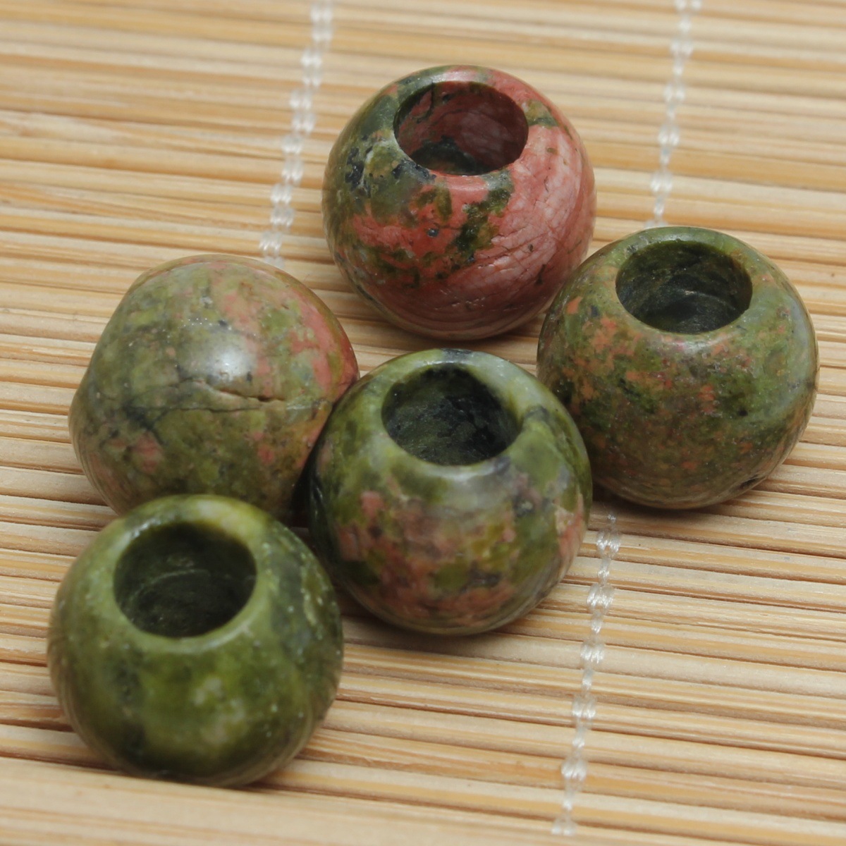 Flower green 2 6mm(2-2.5mm)