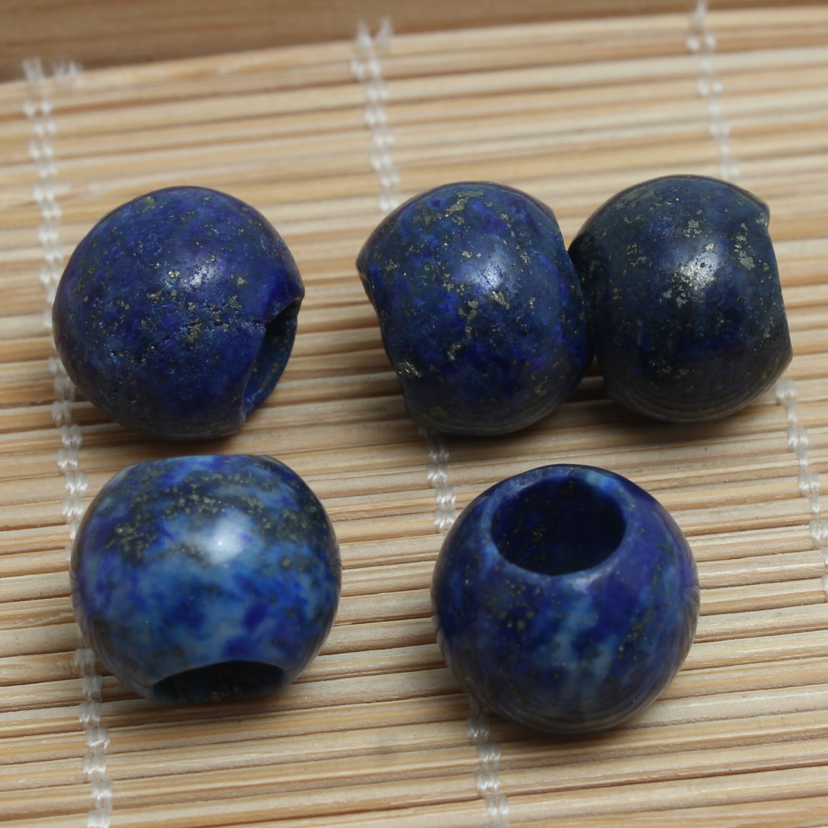 Lapis lazuli 8mm（2.5-3mm)