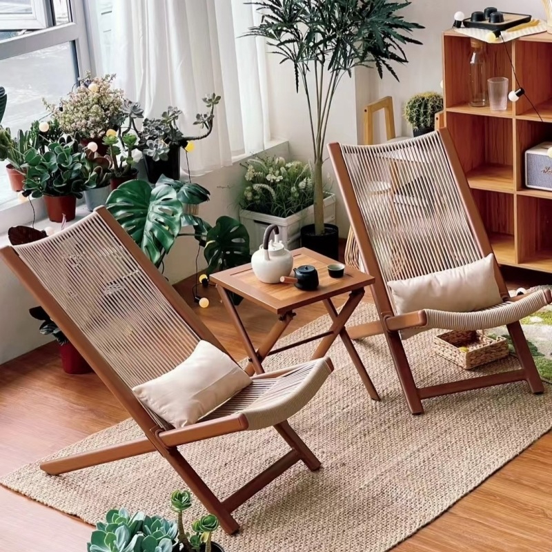 2* Loungers with cushions and side table