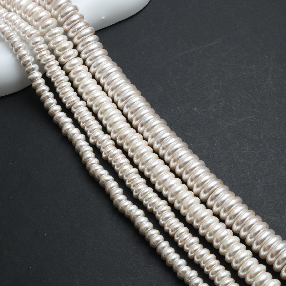 white 7*3mm/130pcs