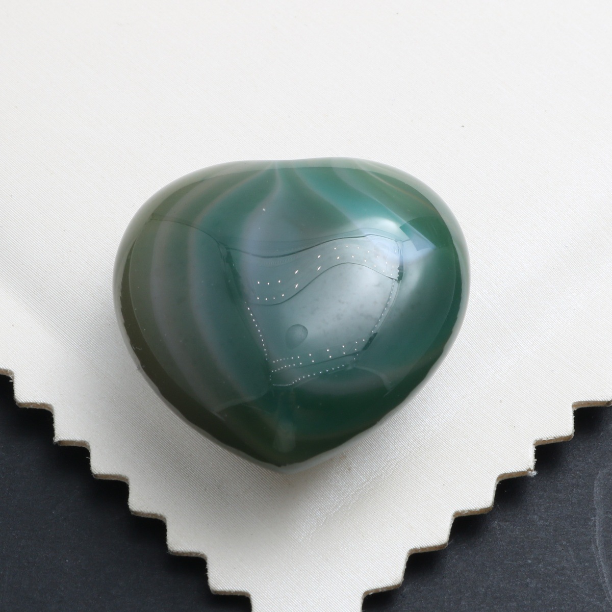 Green agate 30x30x15mm