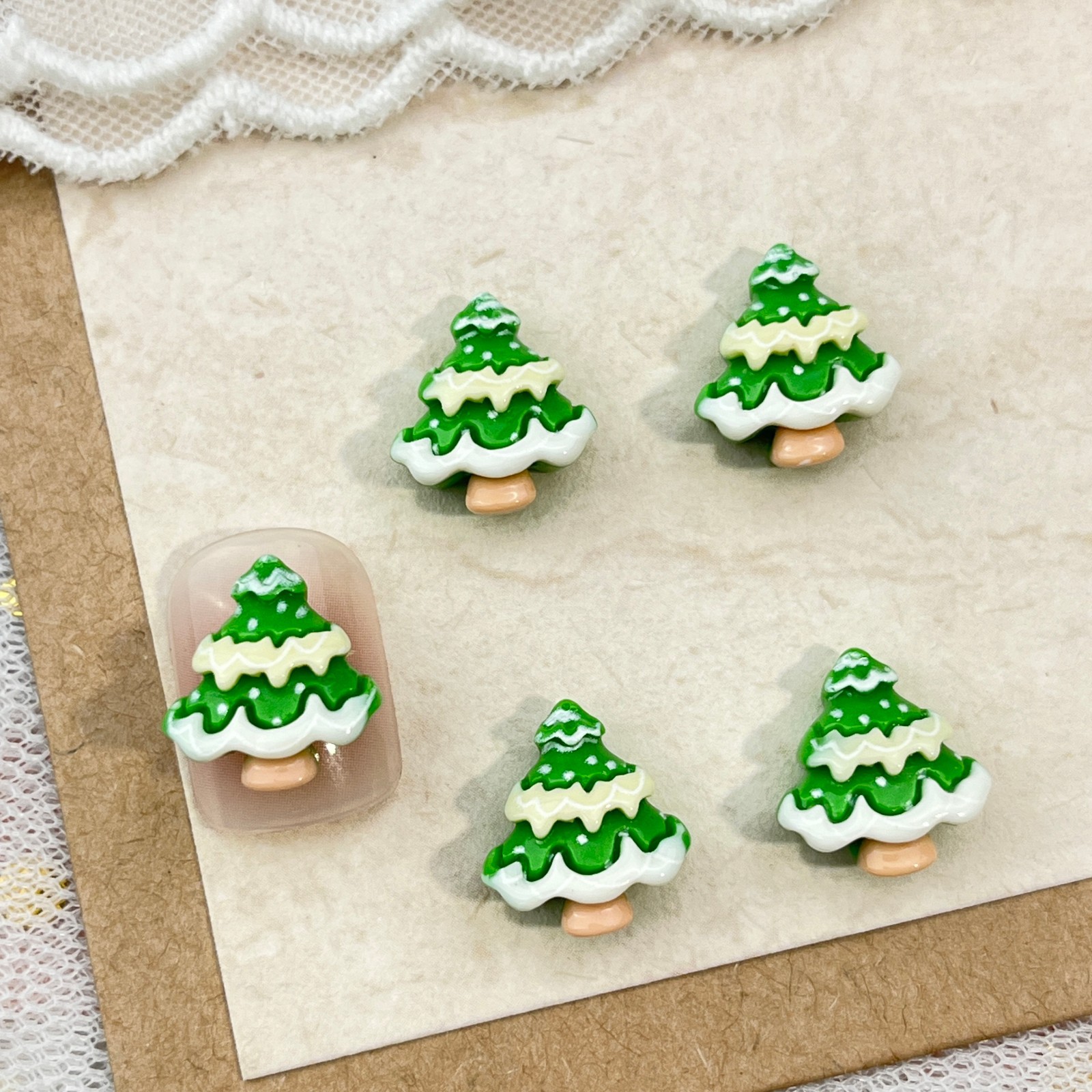 6:# 5 Christmas trees