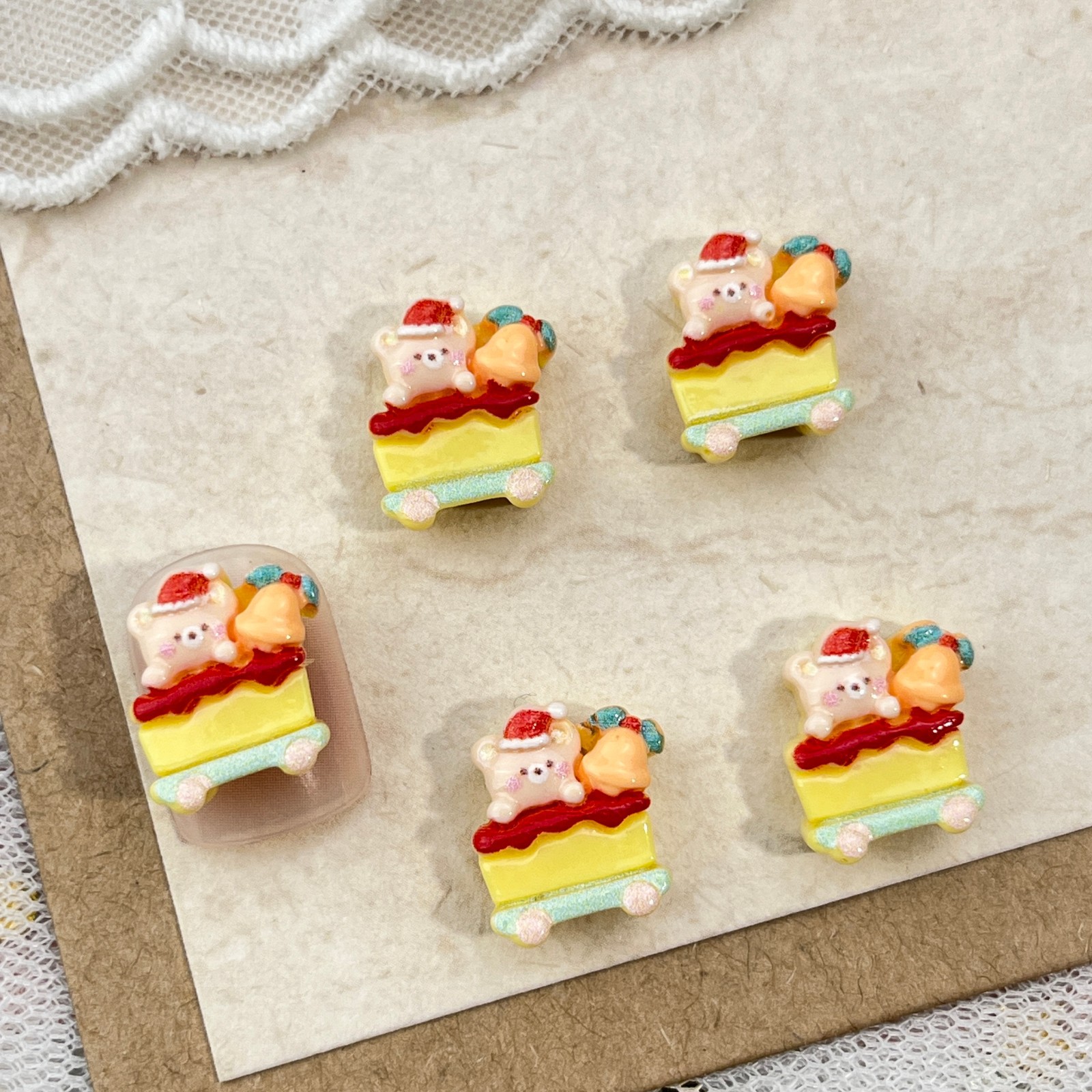 7:# 6 Christmas bear bells