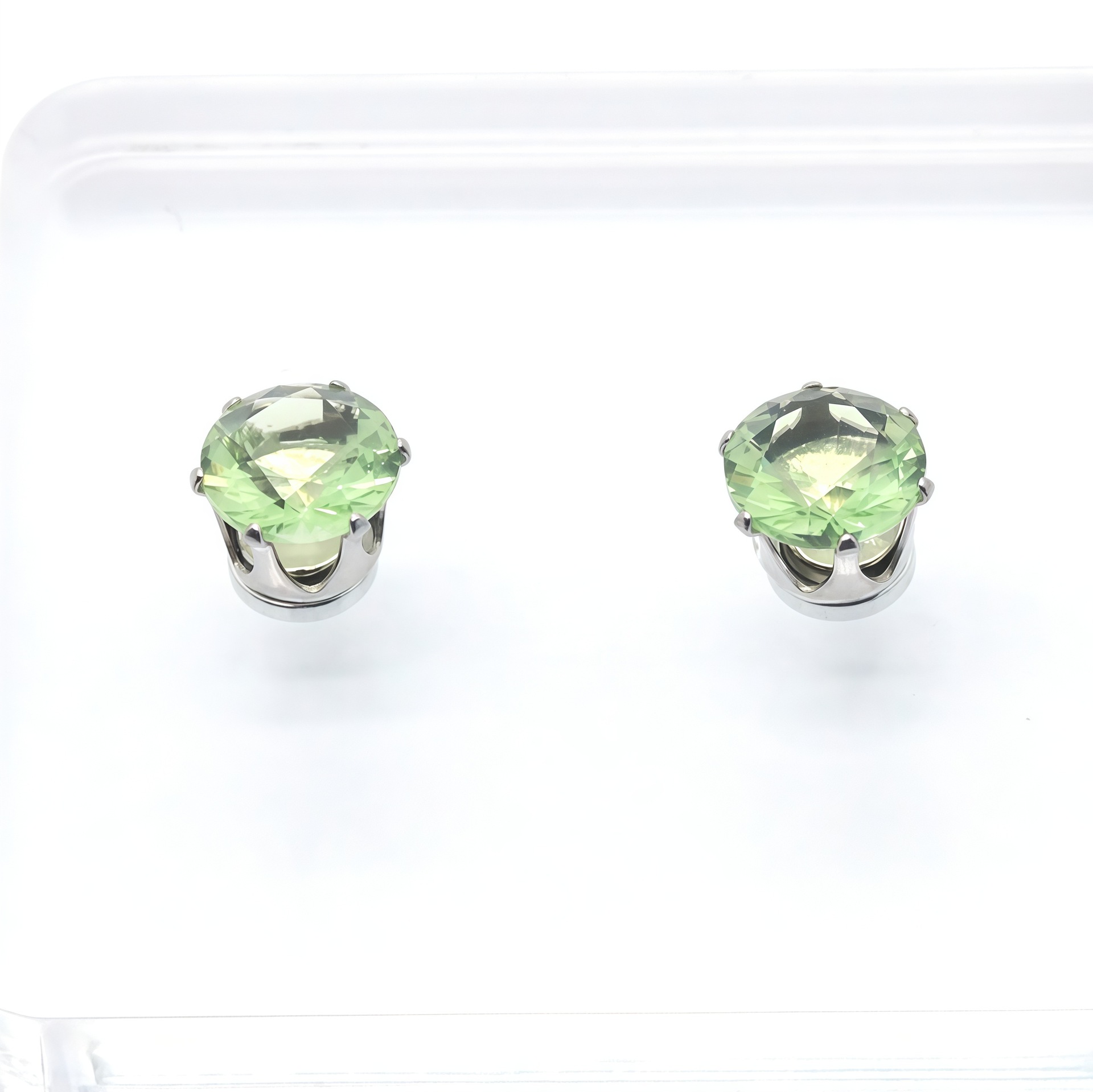Yellow-green zircon (8mm pair)