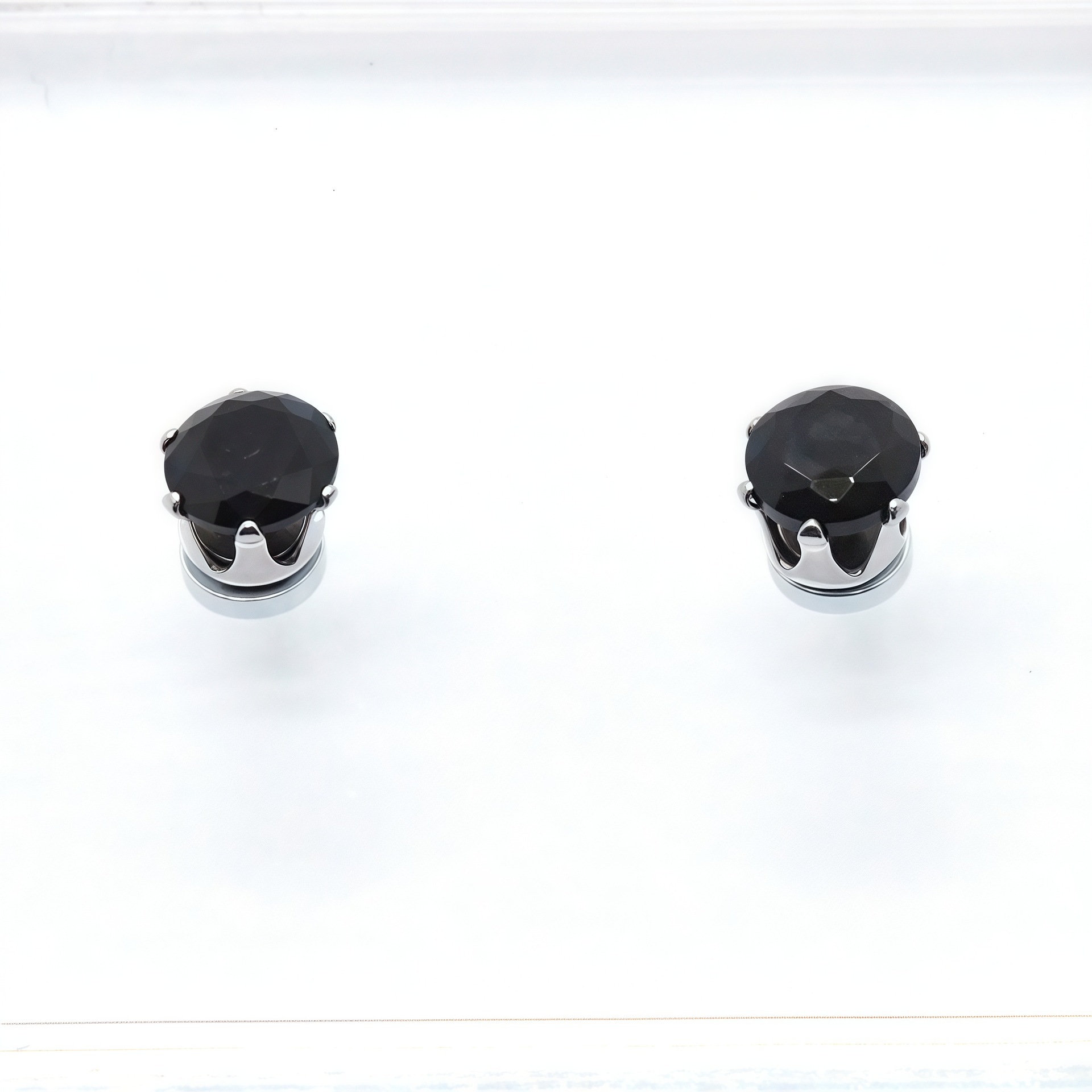 2:Black zircon (6mm pair)