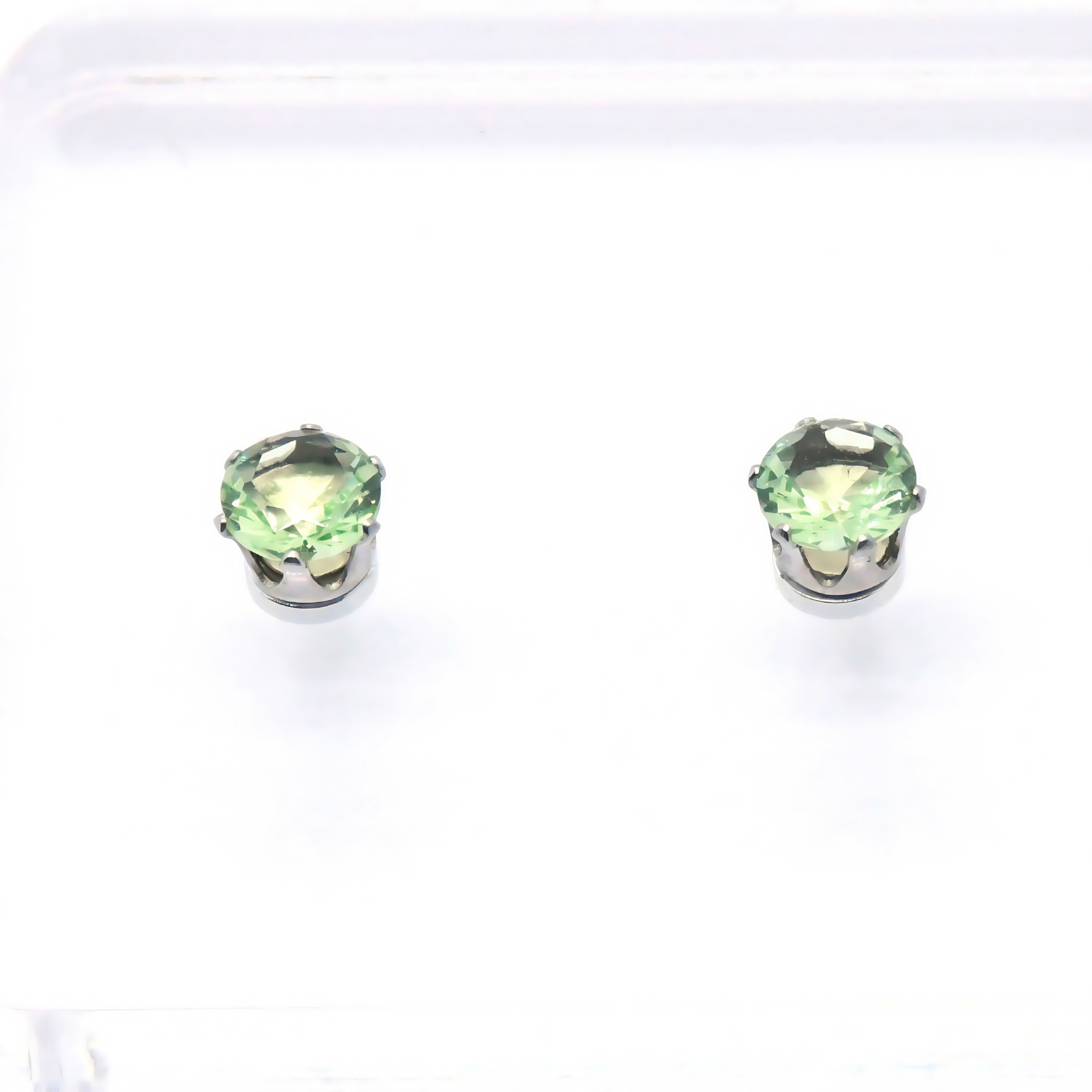 4:Yellow-green zircon (6mm pair)
