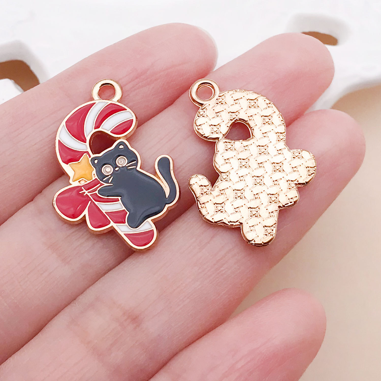 18:25256-1 piece 25x17mm-1.4g red dripping zinc alloy christmas bow cane cat