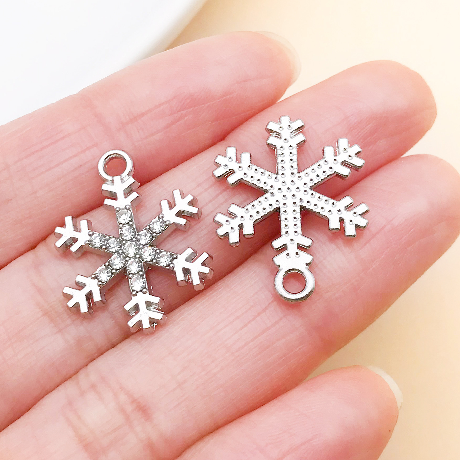 27015 - 1 piece, 21x16mm, 1.3g