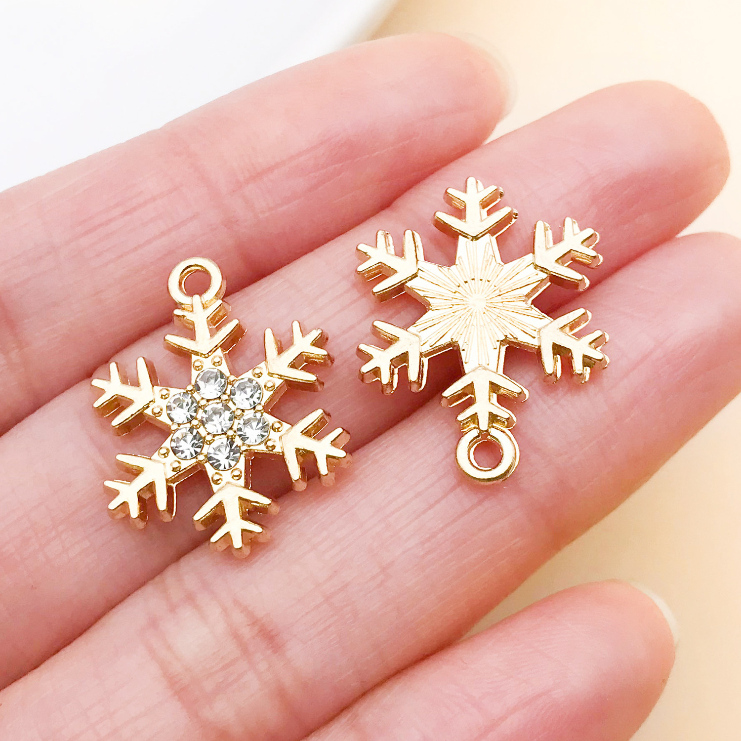 5:27051-1 piece 21.5x16mm-1.65g kc gold zinc alloy point diamond snowflake