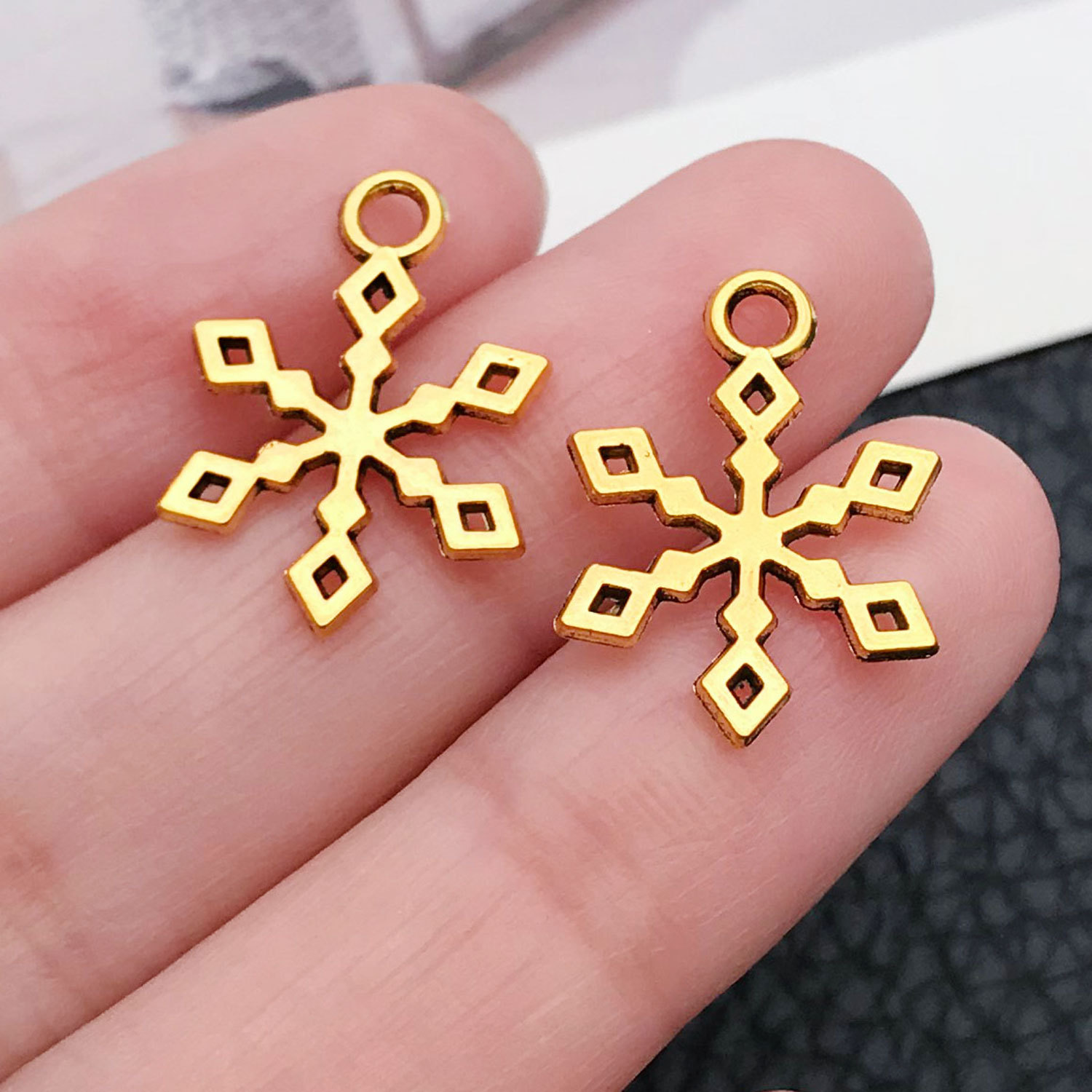 20063-14x19mm-0.6g