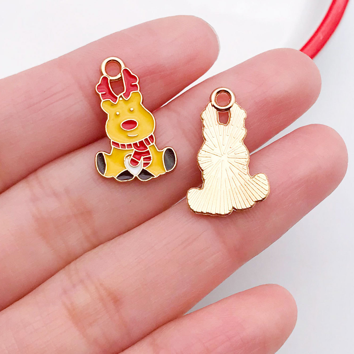 21:21055-1 yellow zinc alloy christmas elk 20x13mm-0.8g
